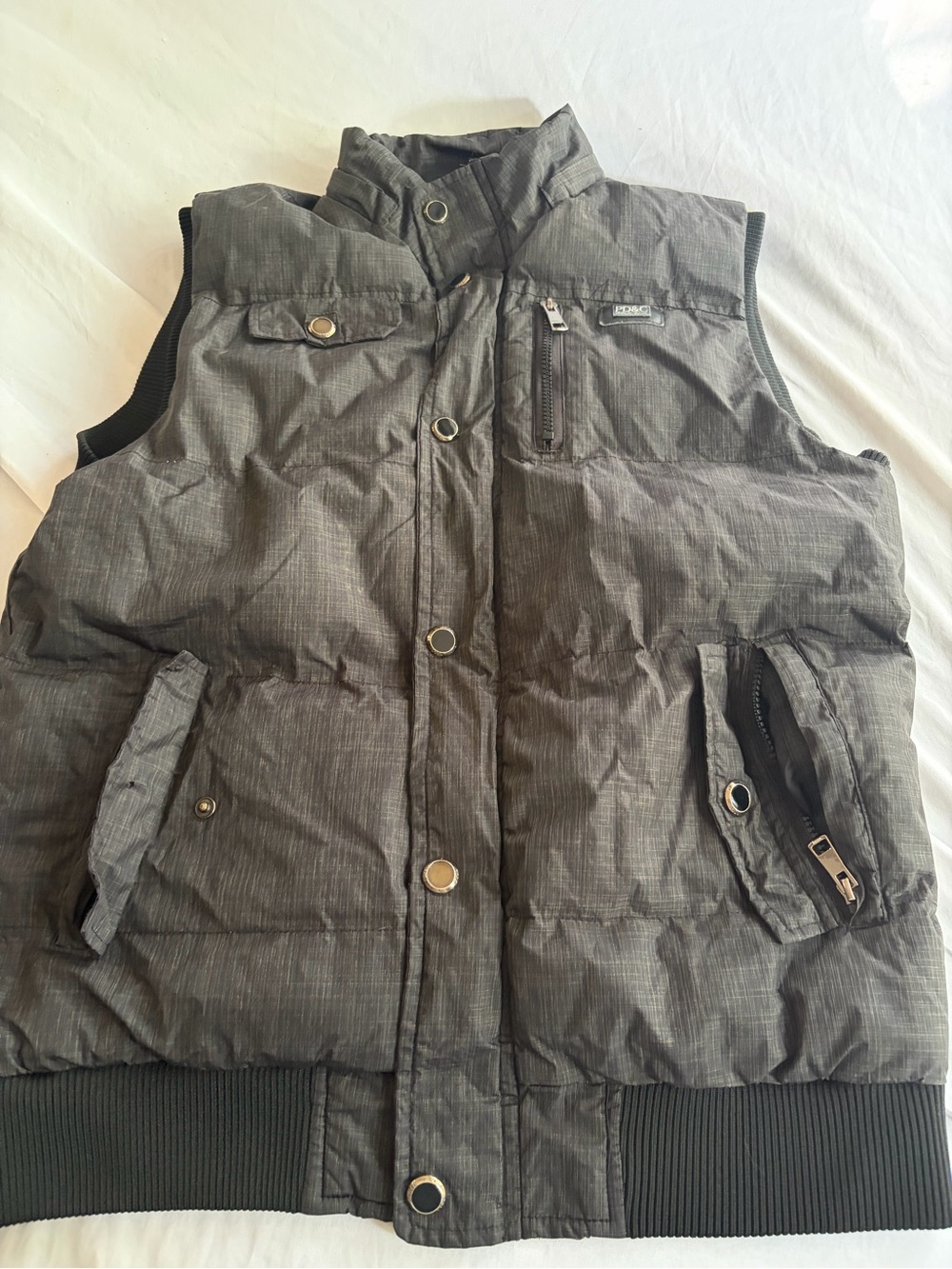 PD&C Black Quilted Puffer Vest Sleeveless Chest Pockets Size L